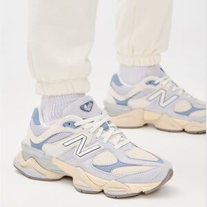 Like NEW 🎊 New Balance 1960 Light Blue and Cream Athletic Sneakers